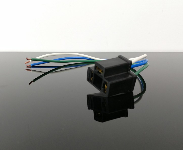 Light bulb socket w. cables for H4 / Bilux