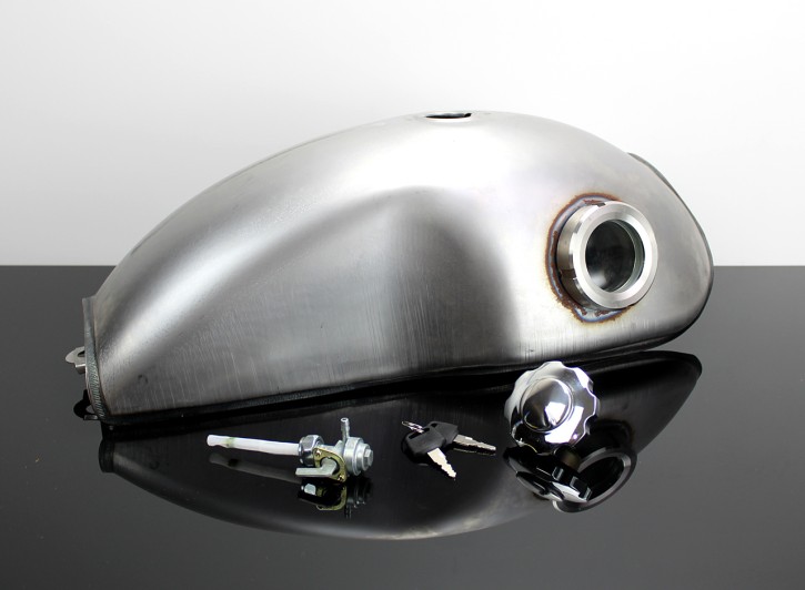 Cafe-Racer FUEL TANK, Benelli-Style with PORTHOLE