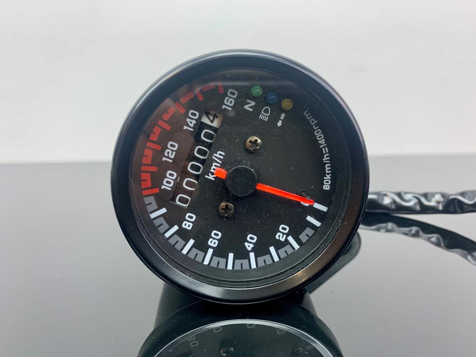 READCLY-Motorrad-Tachometer, 1 Stück Kunststoff und Metall Universal 60 mm  Motorrad-Kilometerzähler mit Anzeige Schwarz