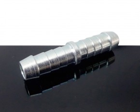 SCHLAUCHVERBINDER / Verbindungsstück f. Benzinschläuche mit ca. 8mm, Metall