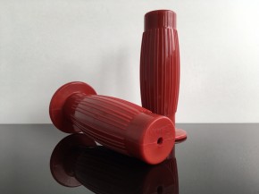 2 rubber GRIPS, Beston-style, KICKSTARTER edition, vintage red